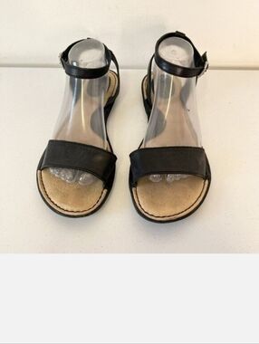 BOC Women’s Black Ankle-Strap Sandals